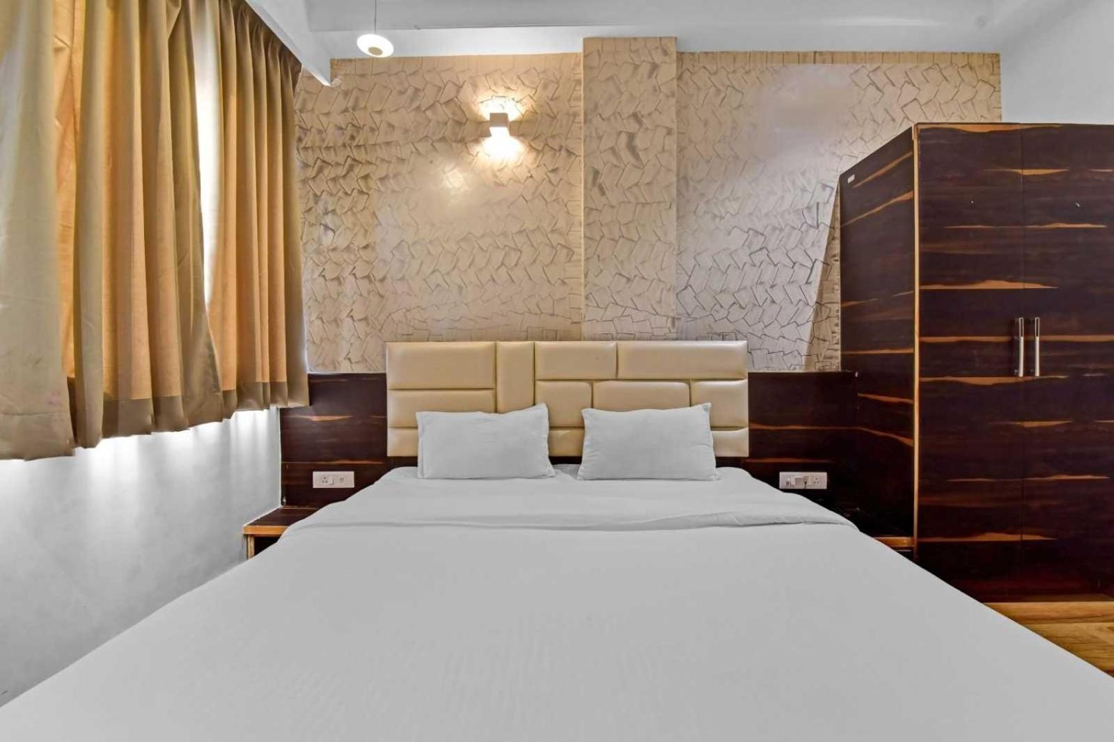 Collection O Hotel Karma Inn Džajpur Exteriér fotografie