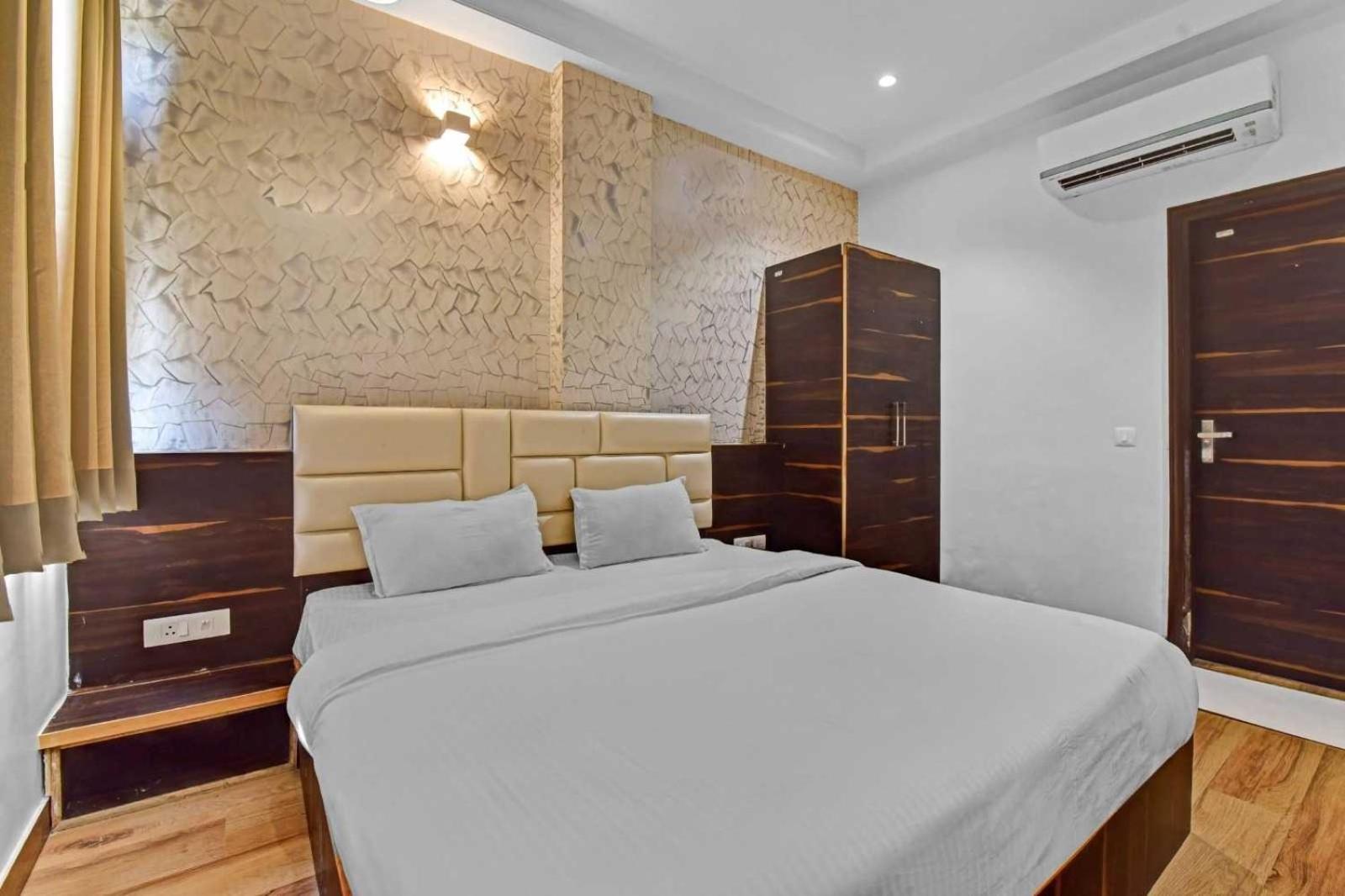Collection O Hotel Karma Inn Džajpur Exteriér fotografie